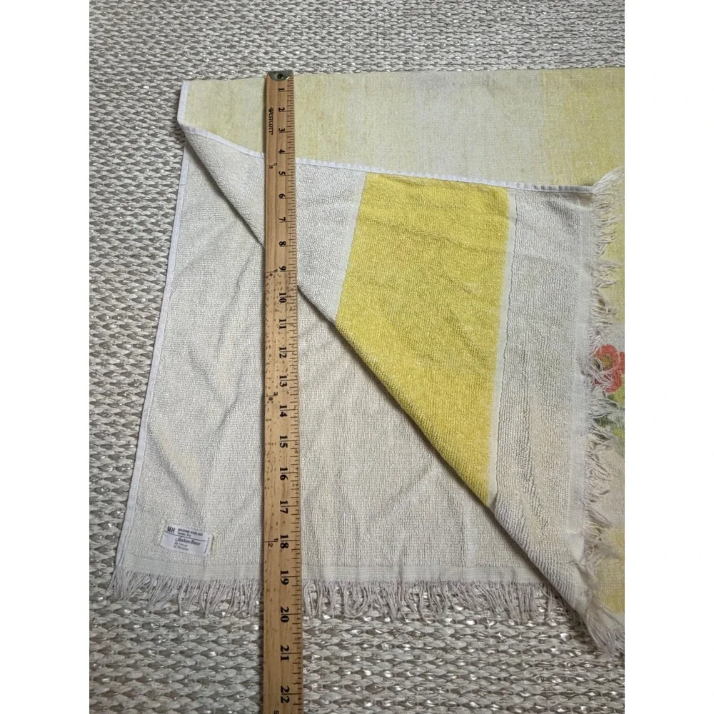 Vintage JCPenney Fashion Manor Yellow Floral bath  Cotton Fringe Hand Towel USA